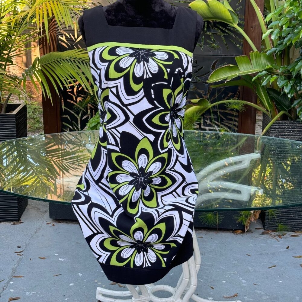 Vintage Dress Barn Dress Floral Island Style Sheath Women's Black White 10